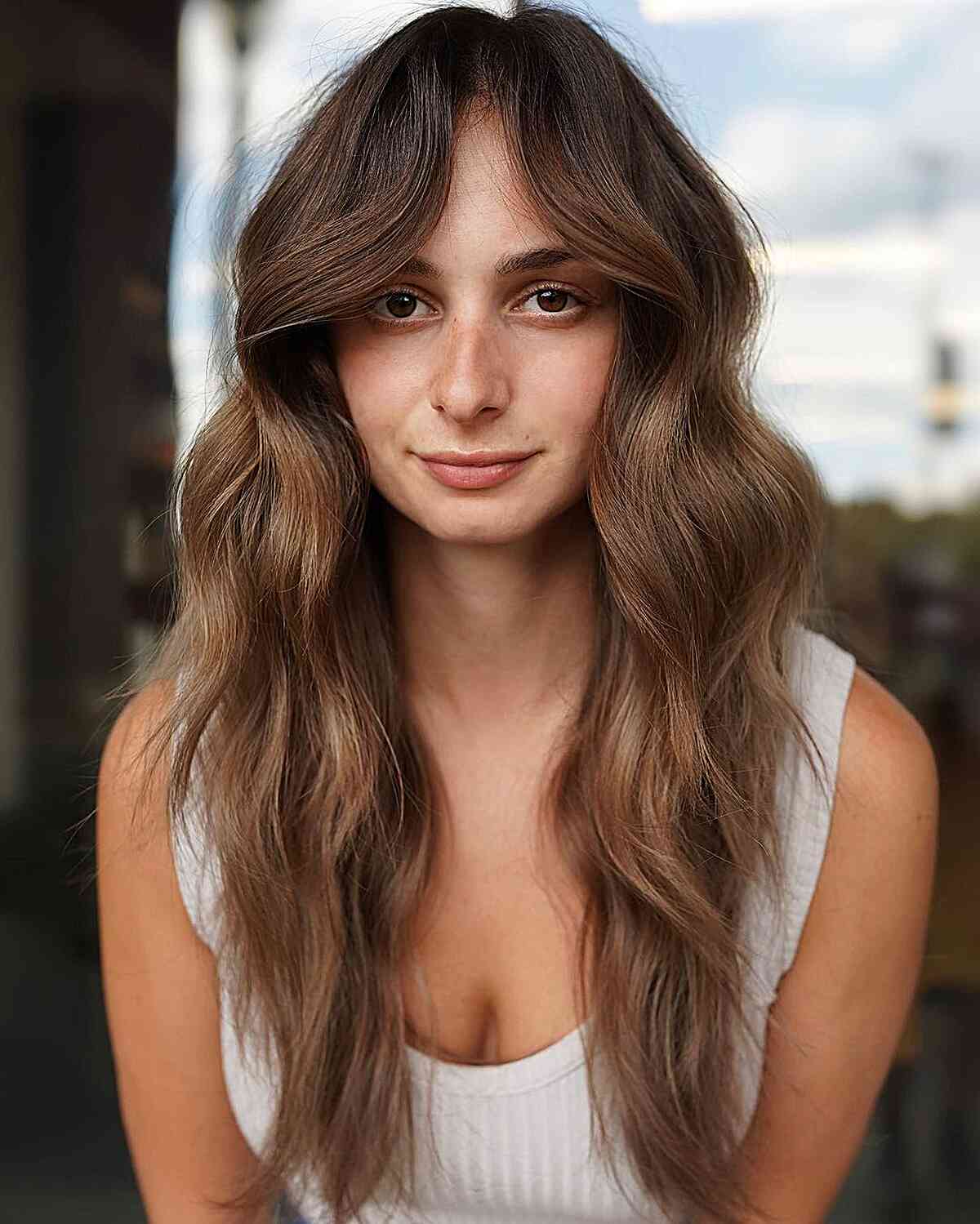 Celebrity Women's Wavy Haircut