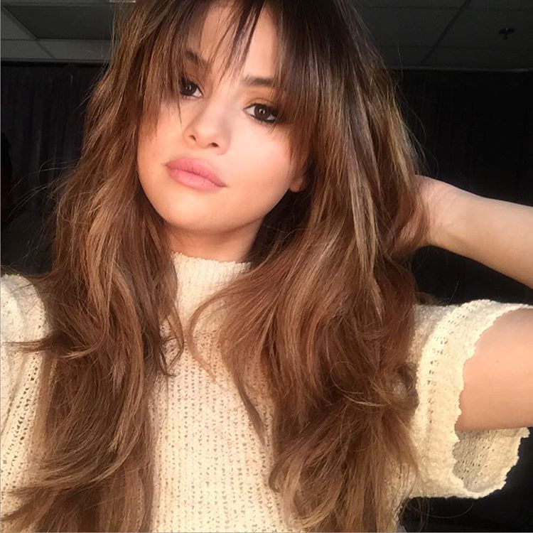 Famous Actress Influencer Long Haircut
