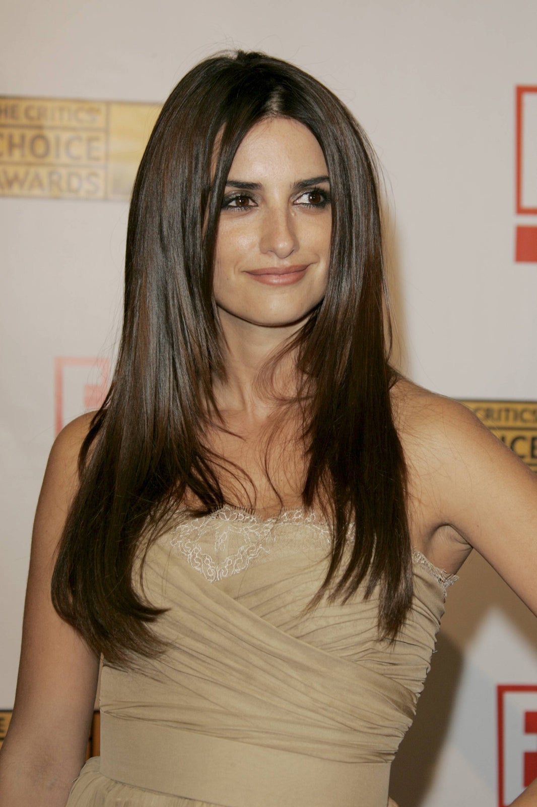 Famous Actress Influencer Long Haircut