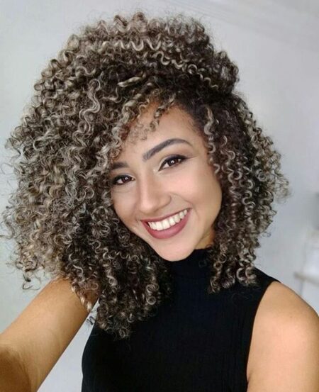 Cabelos Cacheados com Luzes cabelos-cacheados-com-luzes
