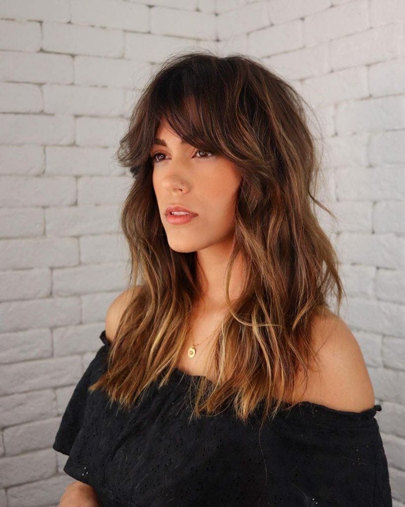 Famosa Atriz Influencer Corte de Cabelo Longo